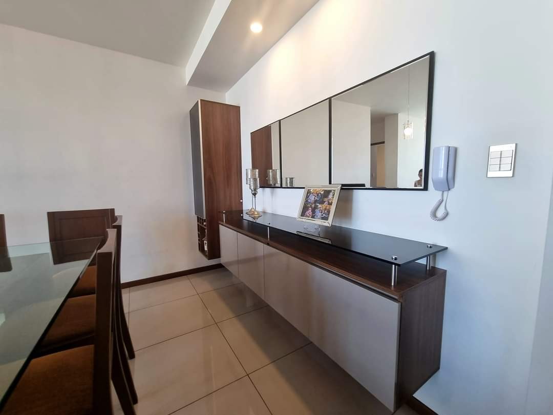 Departamento en Entre 2do y 3er anillo Norte en Santa Cruz de la Sierra 4 dormitorios 3 baños 1 parqueos Foto 6