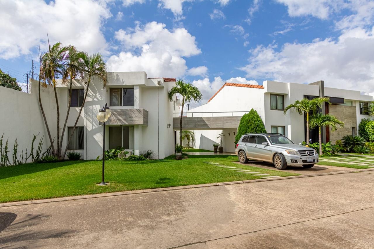 En Venta a $us 215,000 Foto 1