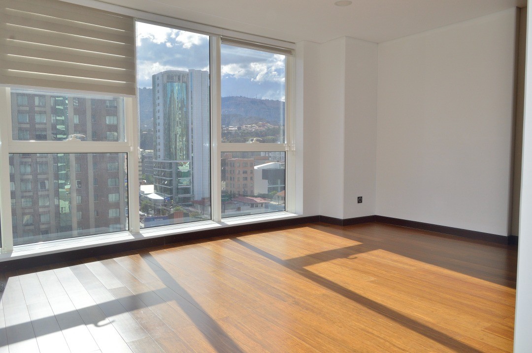 Departamento en Alquiler<b>DEPARTAMENTO DE 1 DORMITORIO EN ALQUILER, CALACOTO.</b> 1 dormitorios 1 baños 1 parqueos Foto 1