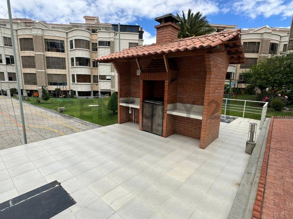 En Alquiler a $us 2,200 Foto 9