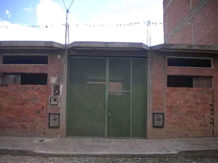 Casa en Ciudad Satélite en El Alto 4 dormitorios 1 baños 1 parqueos Foto 2