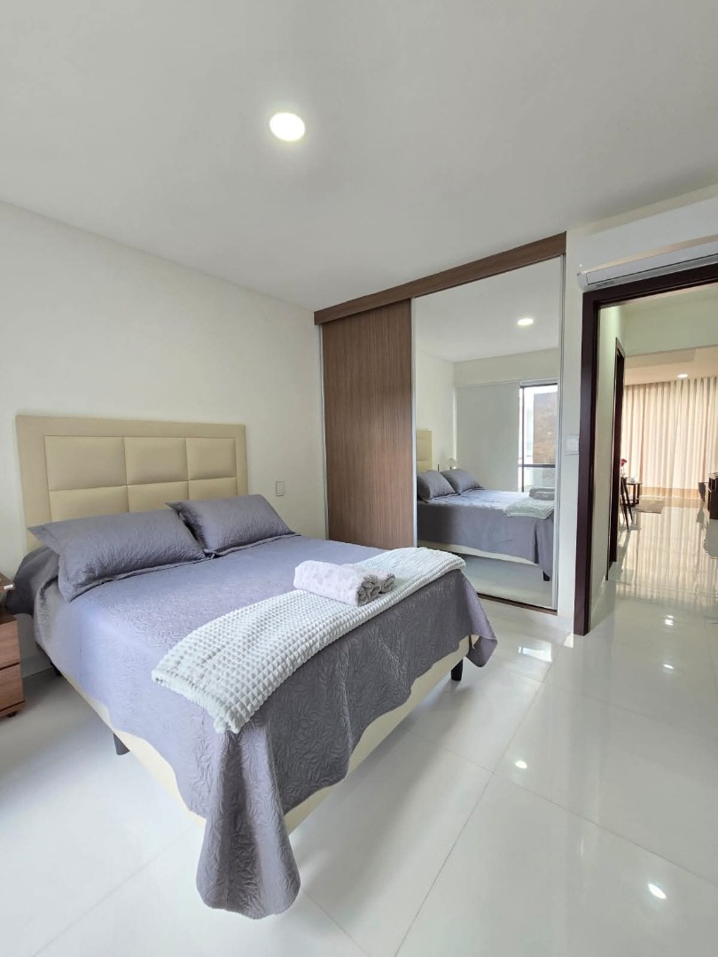 Departamento Barrio Sirari, Equipetrol Norte, Santa Cruz – Cerca del Ventura Mall Foto 1