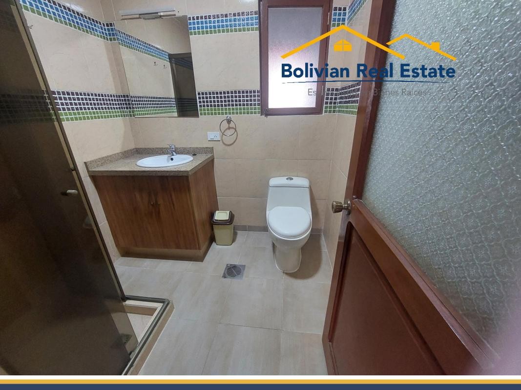 Casa ACHUMANI BAJO, BONITA Y REMODELADA CASA EN ALQUILER  Foto 11