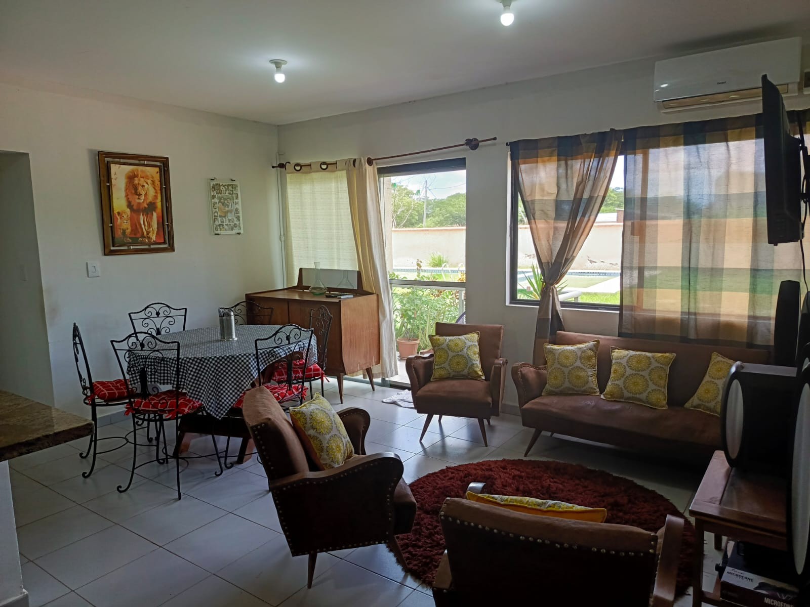 Departamento en VentaCarretera a Cotoca Km 11, Condominio Salom cerrado 3 dormitorios 2 baños 1 parqueos Foto 1