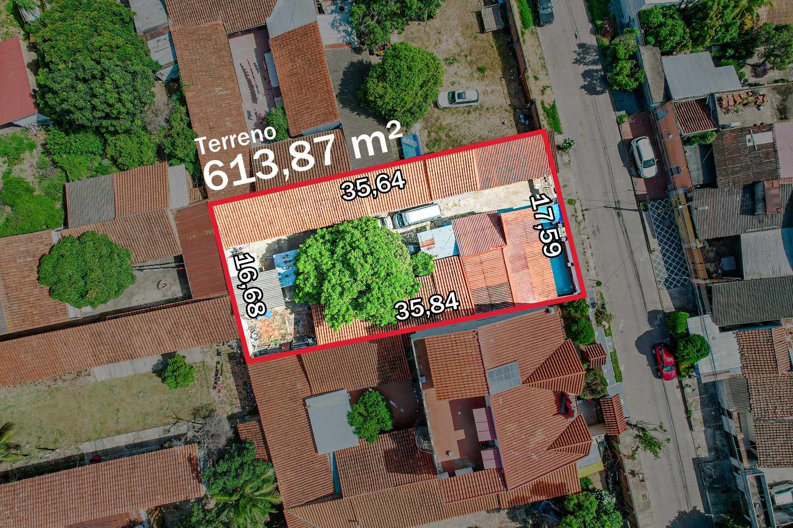 Casa en VentaZONA SUR ENTRE 3 Y 4 ANILLO 3 dormitorios 2 baños 2 parqueos Foto 3