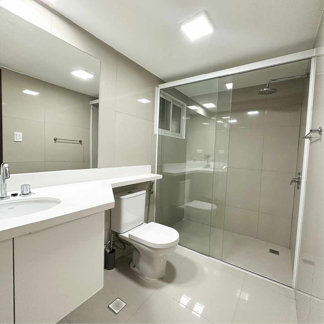 Departamento en VentaCond. San Francisco Norte, Av. Banzer entre 2do y 3er anillo 2 dormitorios 4 baños 1 parqueos Foto 5