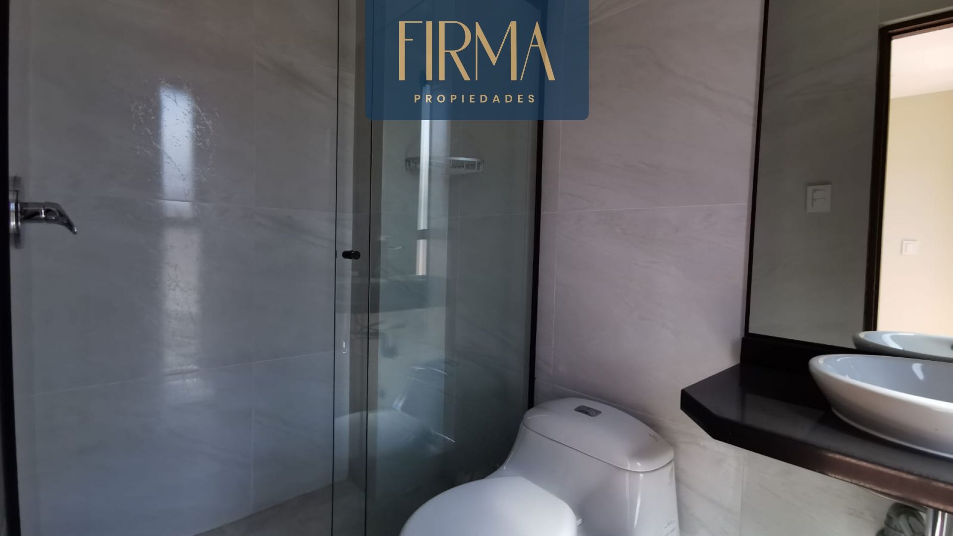 Departamento en Irpavi en La Paz 2 dormitorios 3 baños 1 parqueos Foto 8