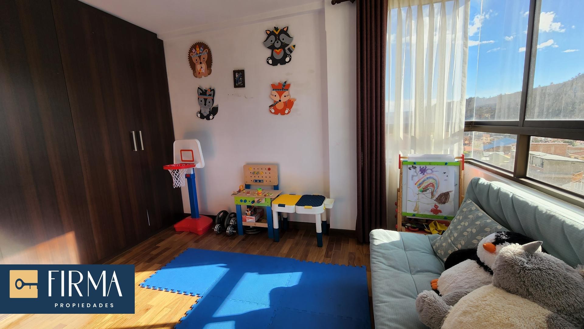 Departamento en Achumani en La Paz 3 dormitorios 4 baños 1 parqueos Foto 14