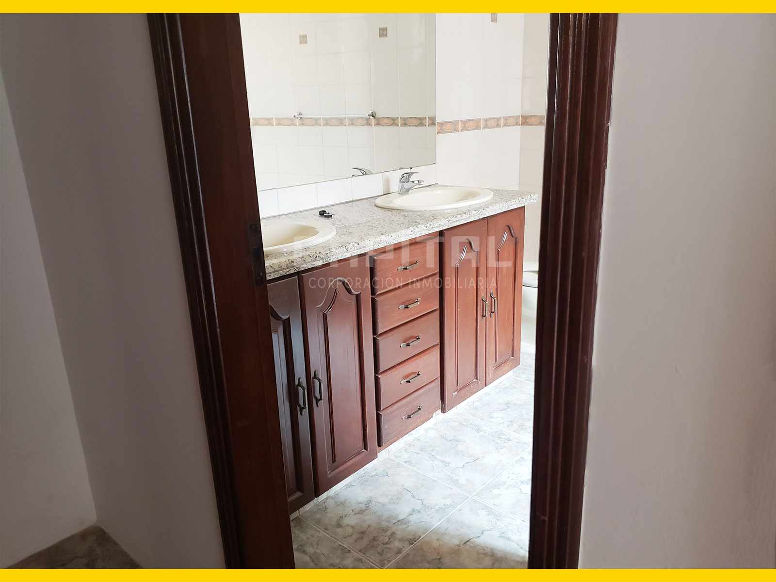 En Alquiler a $us 2,400 Foto 9