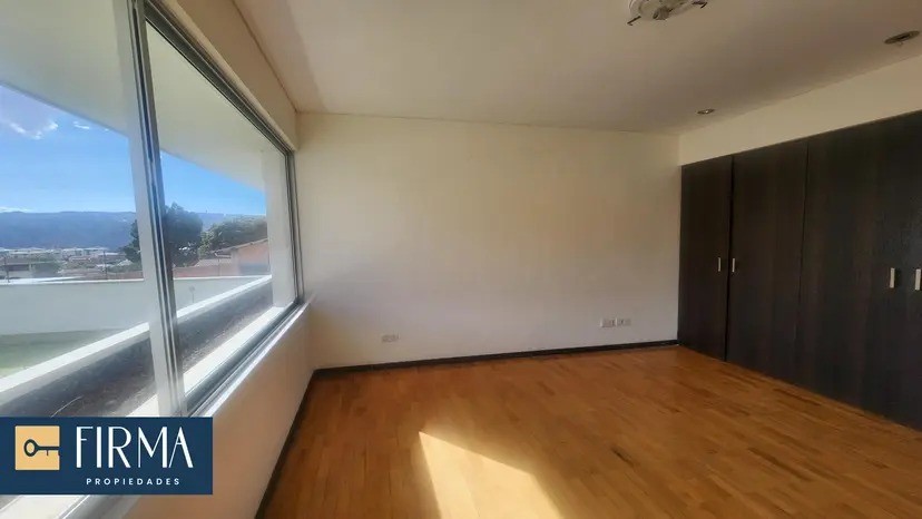 Departamento en VentaDEPARTAMENTO EN VENTA EN COTA COTA Foto 5