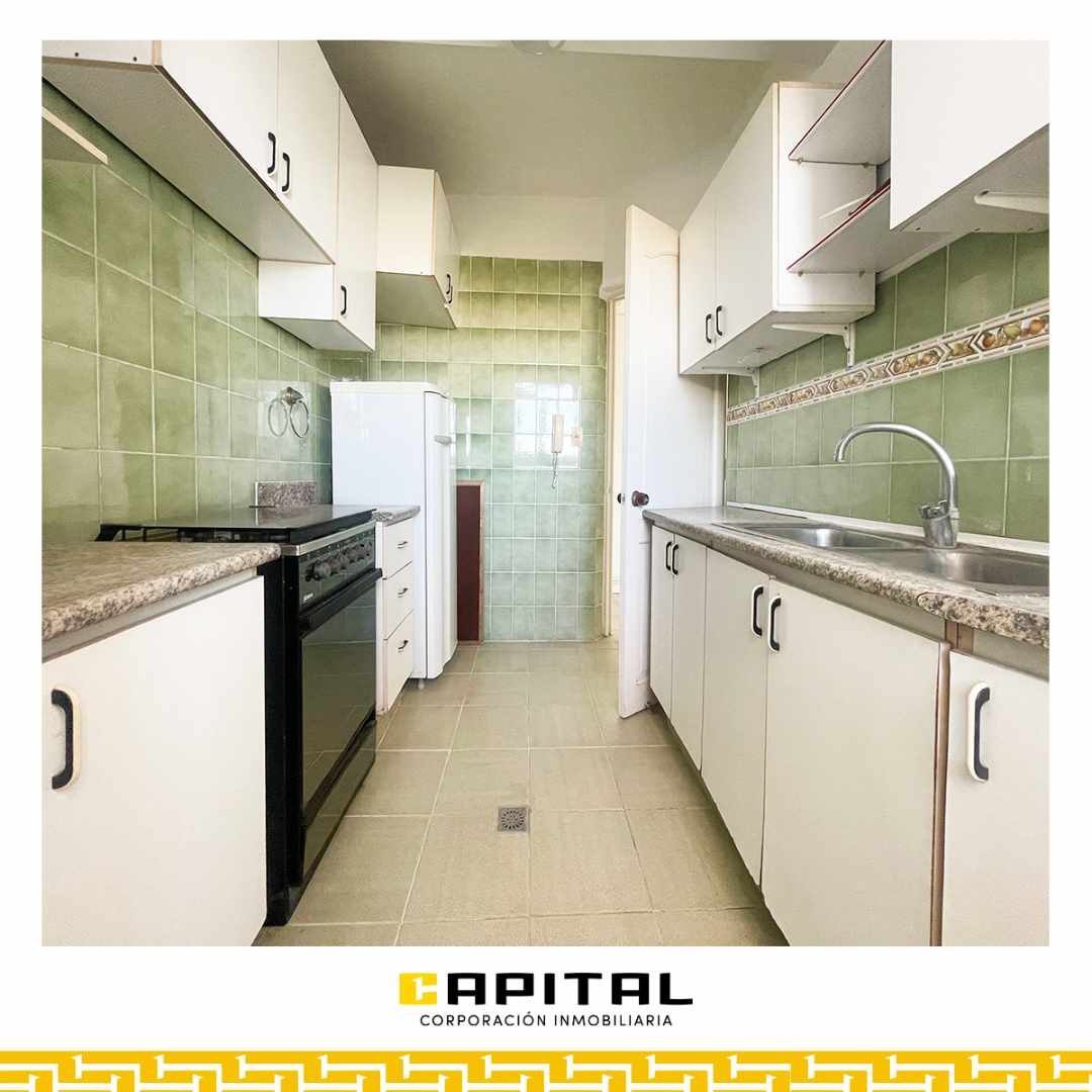 Departamento en VentaVENDO EN $US 20.000 DEPARTAMENTO SOBRE AVENIDA MONSEÑOR RIVERO Foto 4