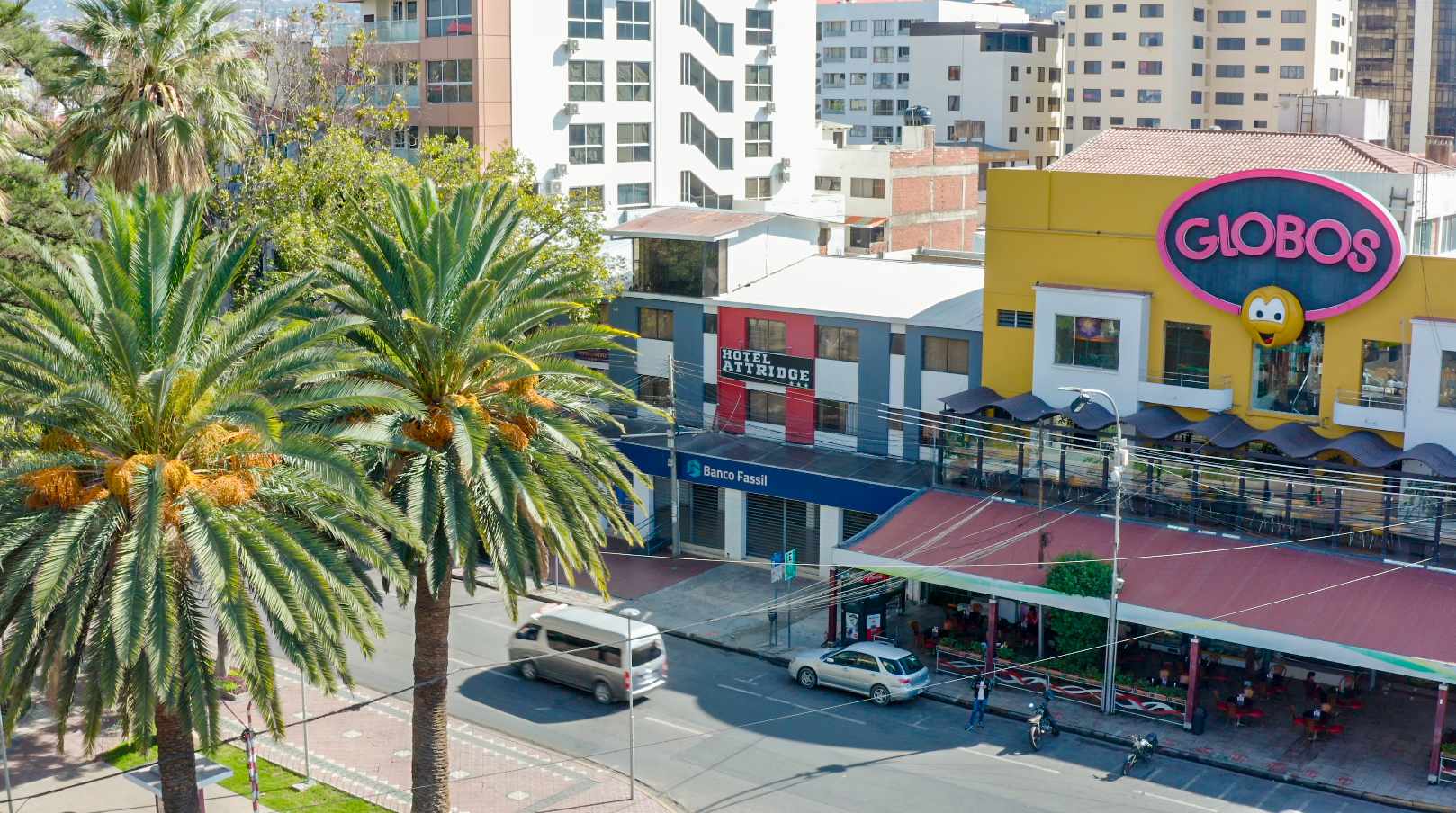 Local comercial en Noroeste en Cochabamba  2 baños  Foto 7