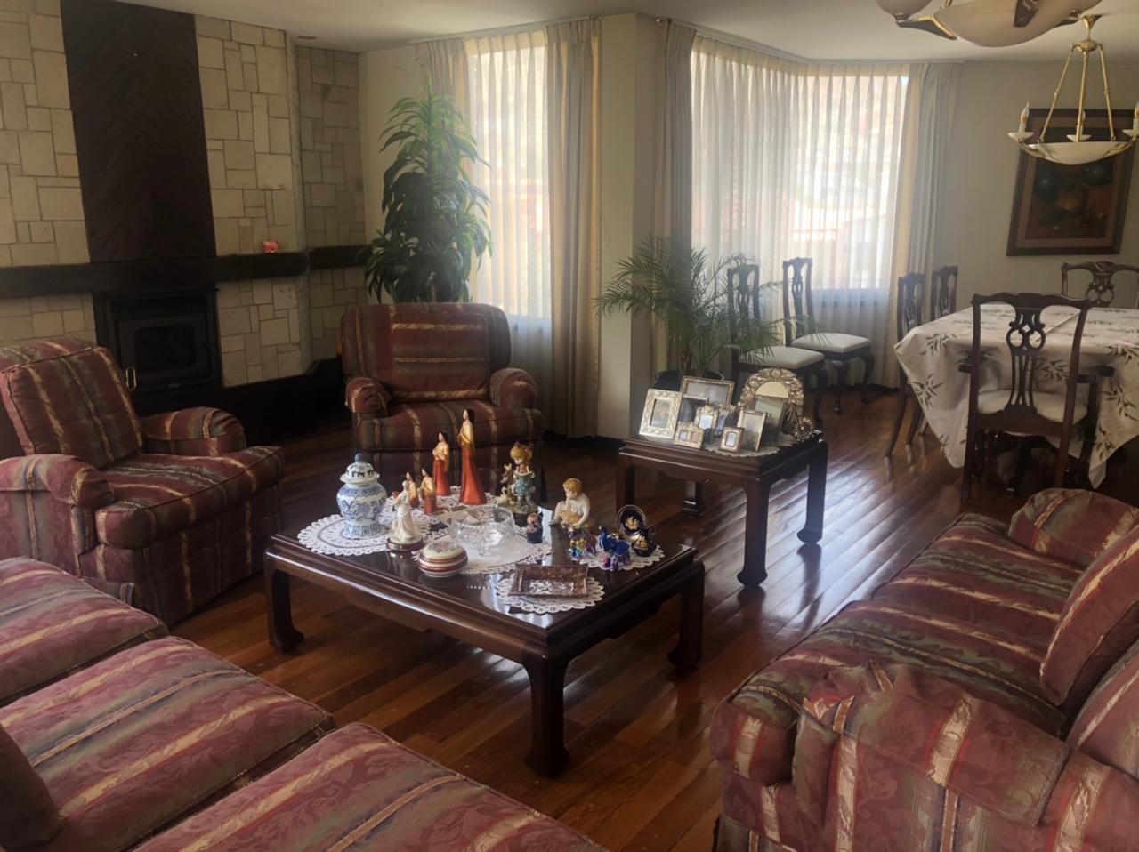 Departamento en Calacoto en La Paz 3 dormitorios 4 baños 1 parqueos Foto 13