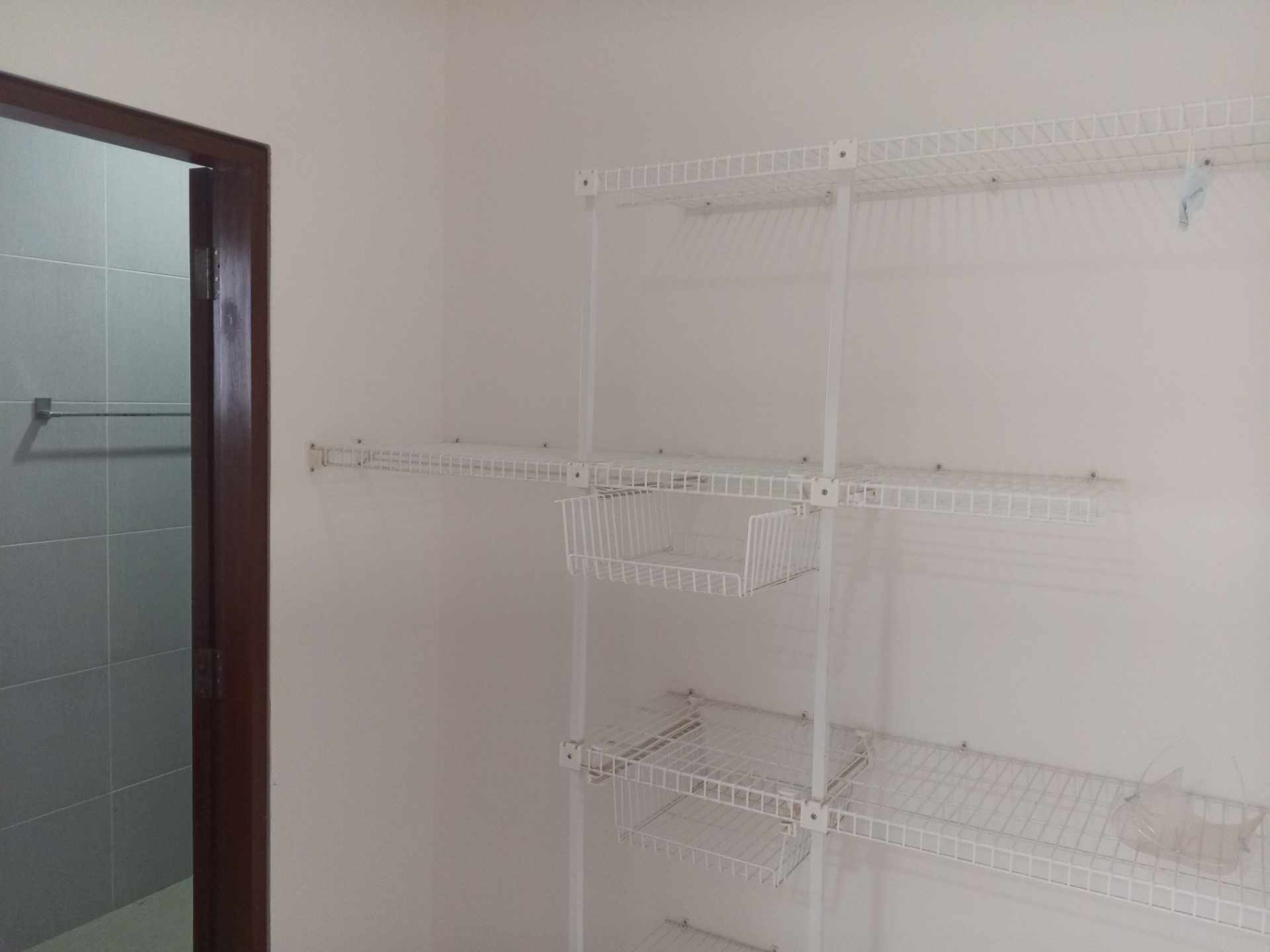 Casa [CONDOMINIO JERUSALEN| 4TO. Y 5TO. ANILLO ZONA NORTE ENTRE RADIAL 26 Y 27 CERCA DE MALL LAS BRISAS] ALQUILER SIN MUEBLES CASA DE 2 PLANTAS, DE 3 DORMITORIOS PET FRIENDLY, CON DEPENDENCIAS Y PARQUEO TECHADO Foto 13