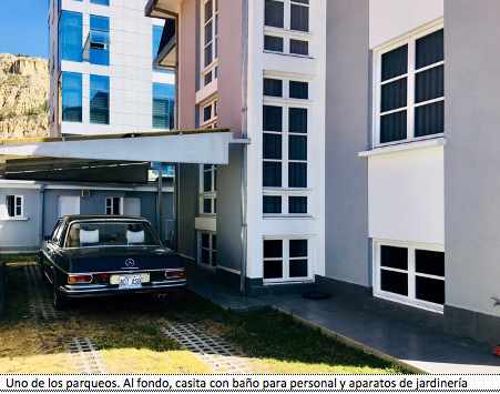 Casa CASA DE LUJO ESTILO “BAUHAUS“ en Zona Central Achumani, La Paz - 7 dormitorios · 6 baños · 4 garajes · 800 m2 Foto 27