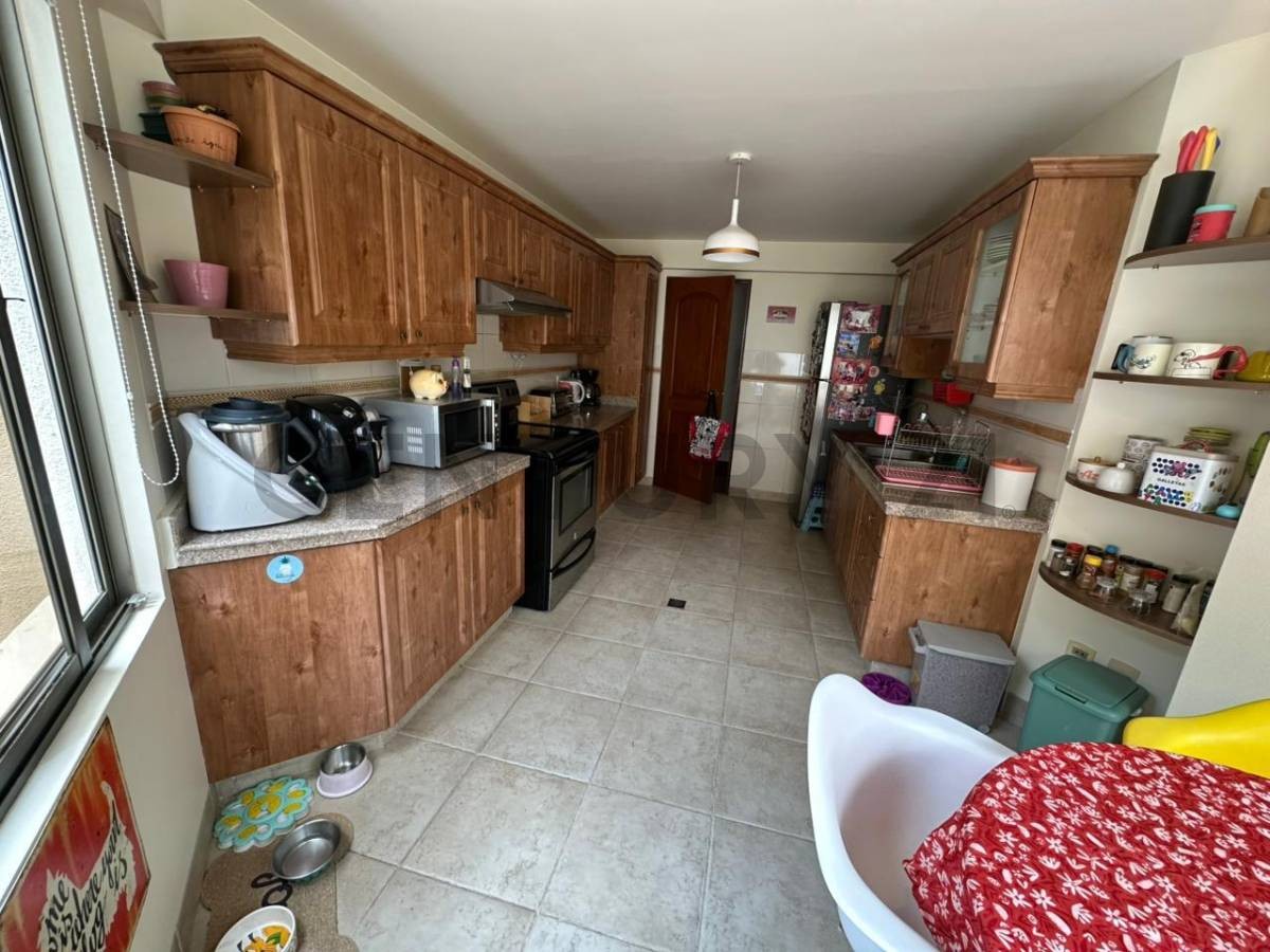 En Alquiler a $us 2,200 Foto 18