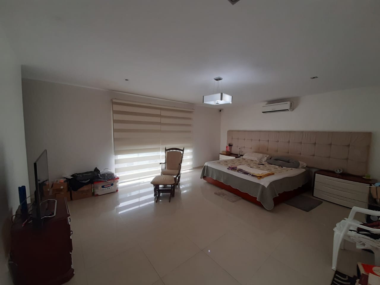 Casa en AnticréticoAv. San Aurelio 2 t 3 anillo  3 dormitorios 4 baños 2 parqueos Foto 4