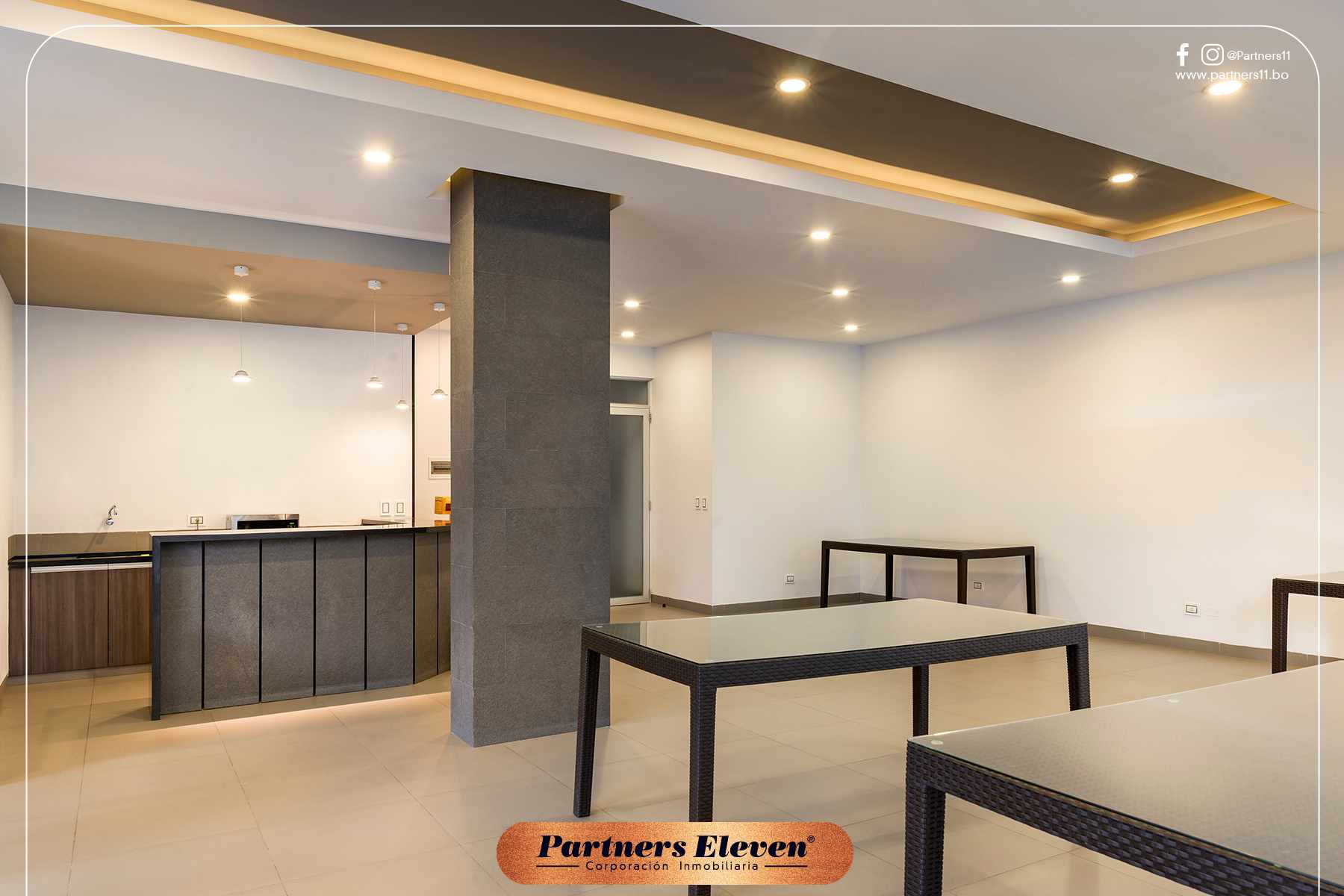 Departamento en VentaDEPARTAMENTO EN VENTA - EDIFICIO ANDALUZ. Calle Pasos Kanki casi Huallparrimachi. 2 dormitorios 3 baños 1 parqueos Foto 17