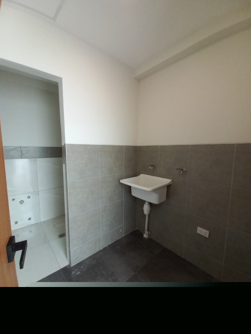 En Venta a $us 245,000 Foto 11
