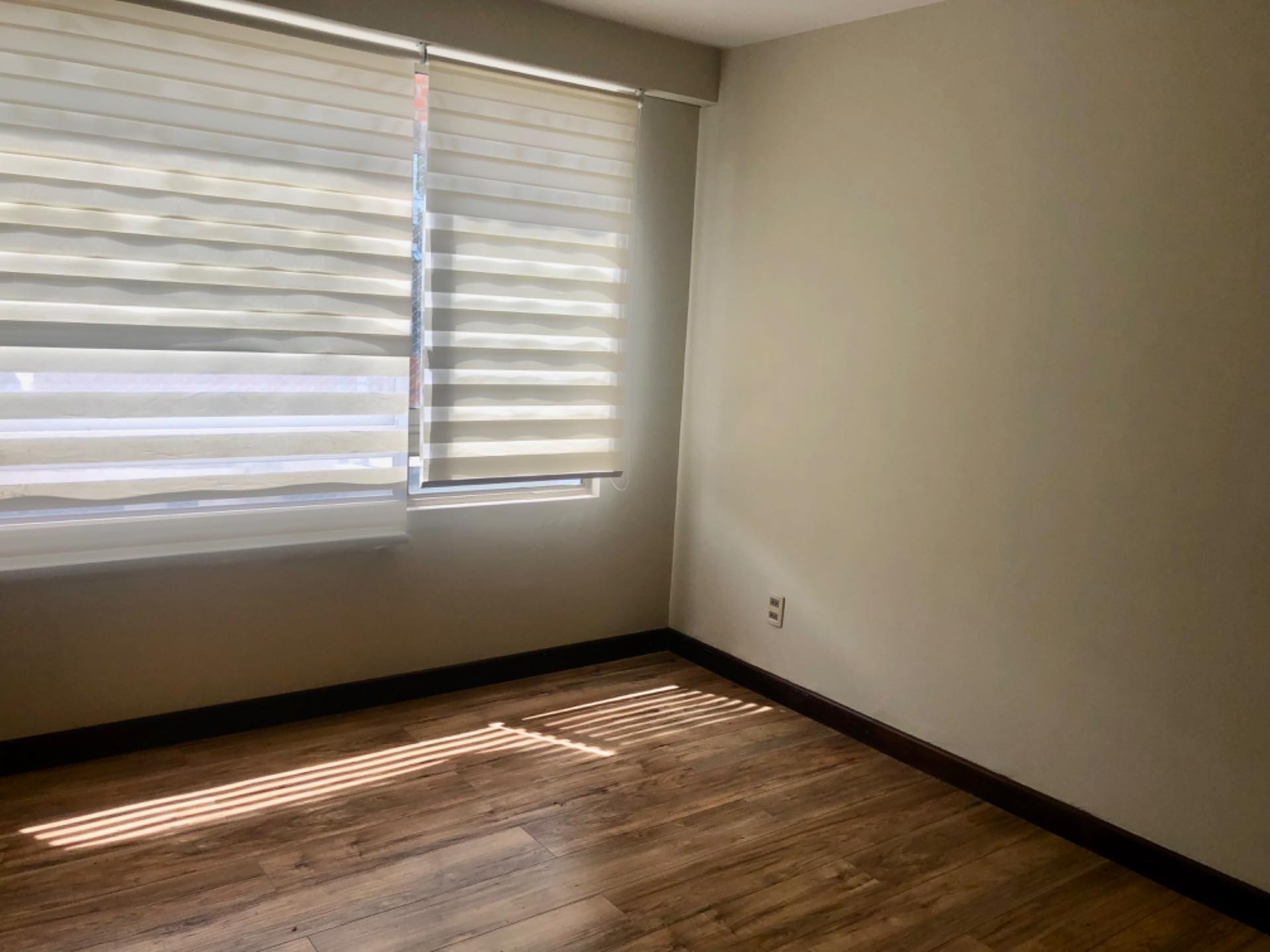 Departamento en AlquilerCALLE 27 COTA COTA 3 dormitorios 4 baños 1 parqueos Foto 7