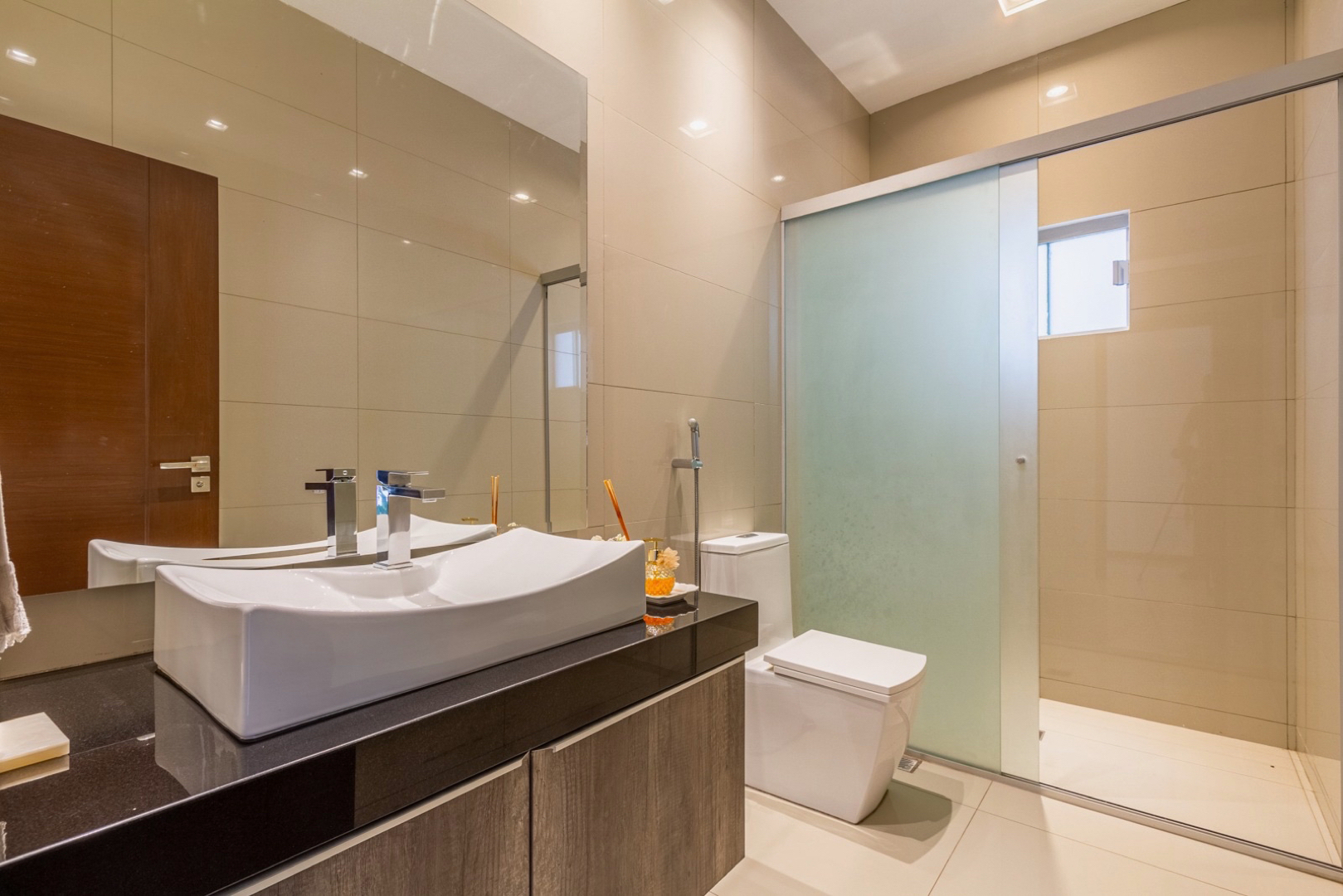 Casa en AlquilerAv. Octavo Anillo Banzer  Foto 13