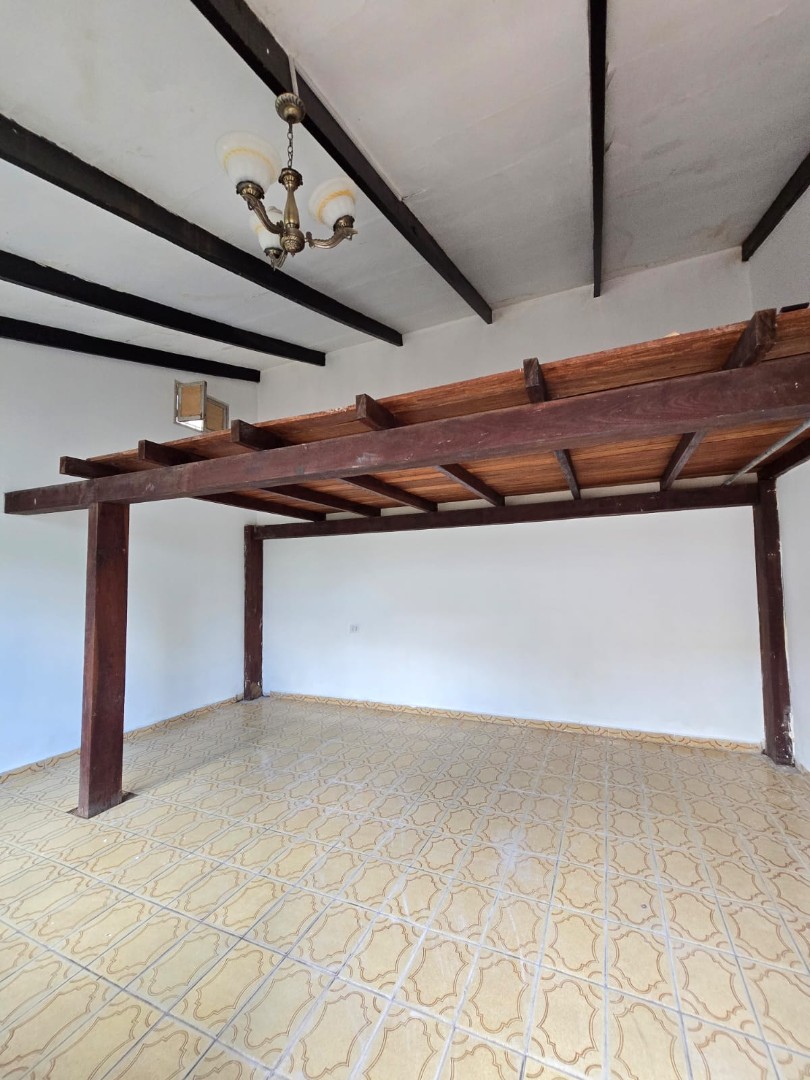 Casa en AlquilerAv. 3 Pasos al Frente, 3er anillo, entrada a la Bimodal, calle Carmelo Ortiz # 3130 2 dormitorios 2 baños 2 parqueos Foto 5