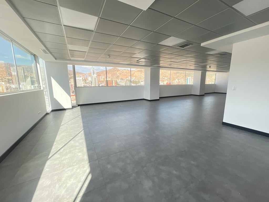 Oficina OFICINA EN VENTA EN CALACOTO A ESTRENAR Foto 8