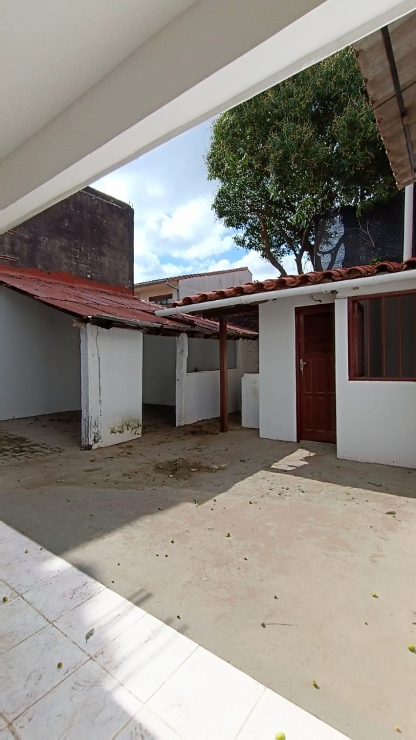 Casa Zona Norte
Av. Juan Pablo II
CASA INDEPENDIENTE  Foto 17
