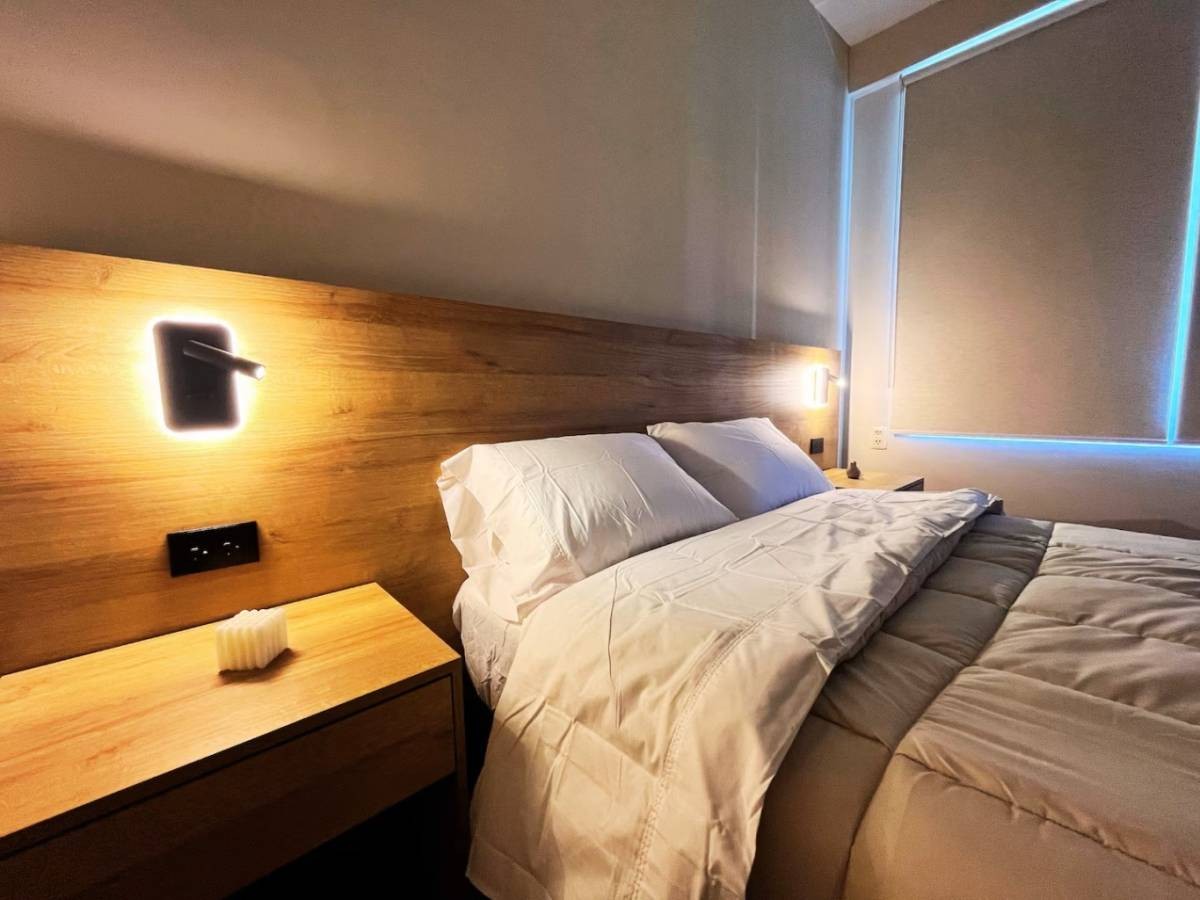 Departamento en Obrajes en La Paz 2 dormitorios 3 baños  Foto 9