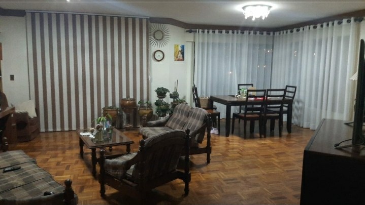 Departamento en VentaAv. America esq. Av. Santa cruz. Edificio Mirage 3 dormitorios 3 baños 1 parqueos Foto 2