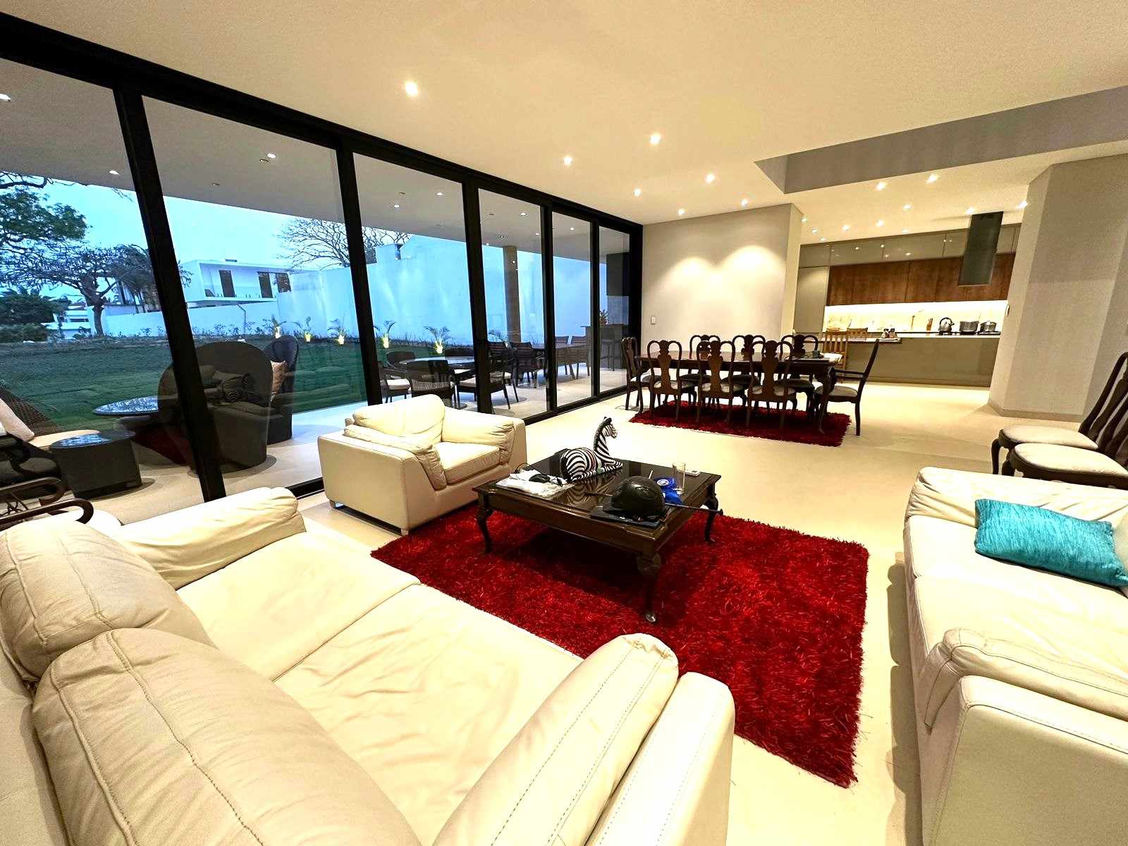 Casa CASA EN VENTA EN LA HACIENDA DEL URUBO A ESTRENAR Foto 4