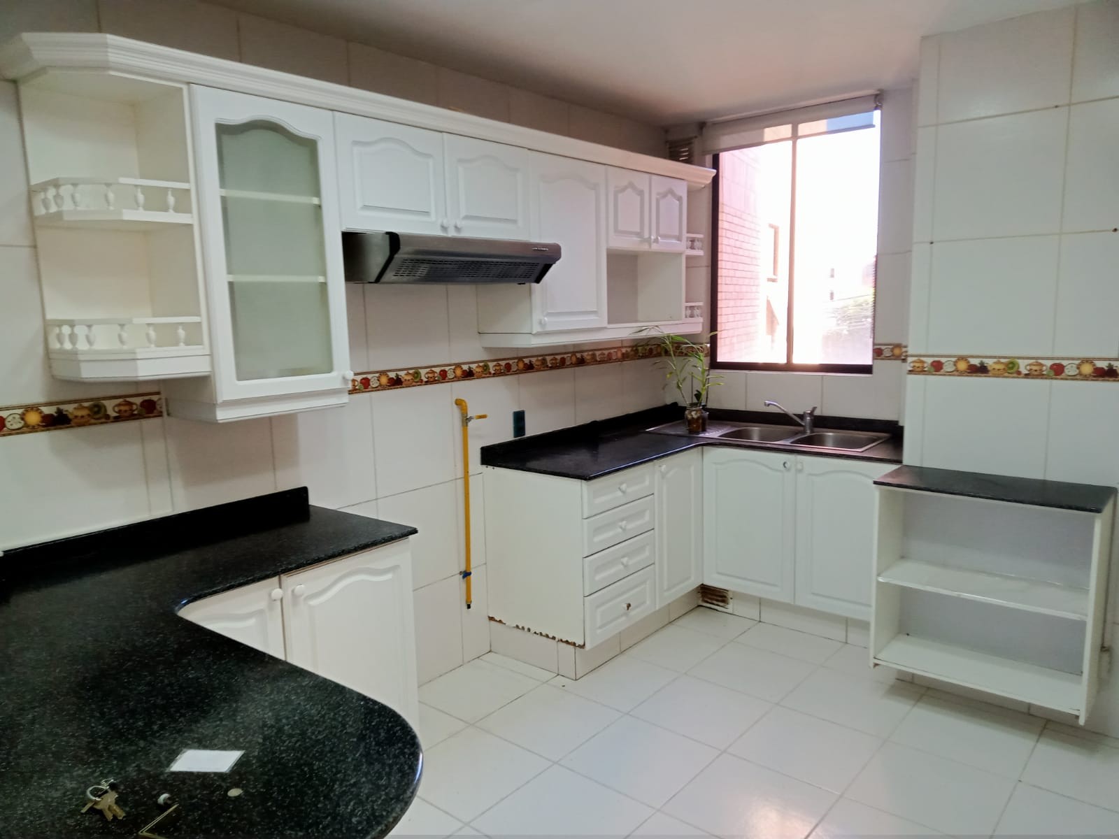 Departamento en Alquiler¡¡ALQUILA ESTE DEPARTAMENTO EN ACHUMANI, CON PATIO Y PARRILLERO PRIVADO!! Foto 22