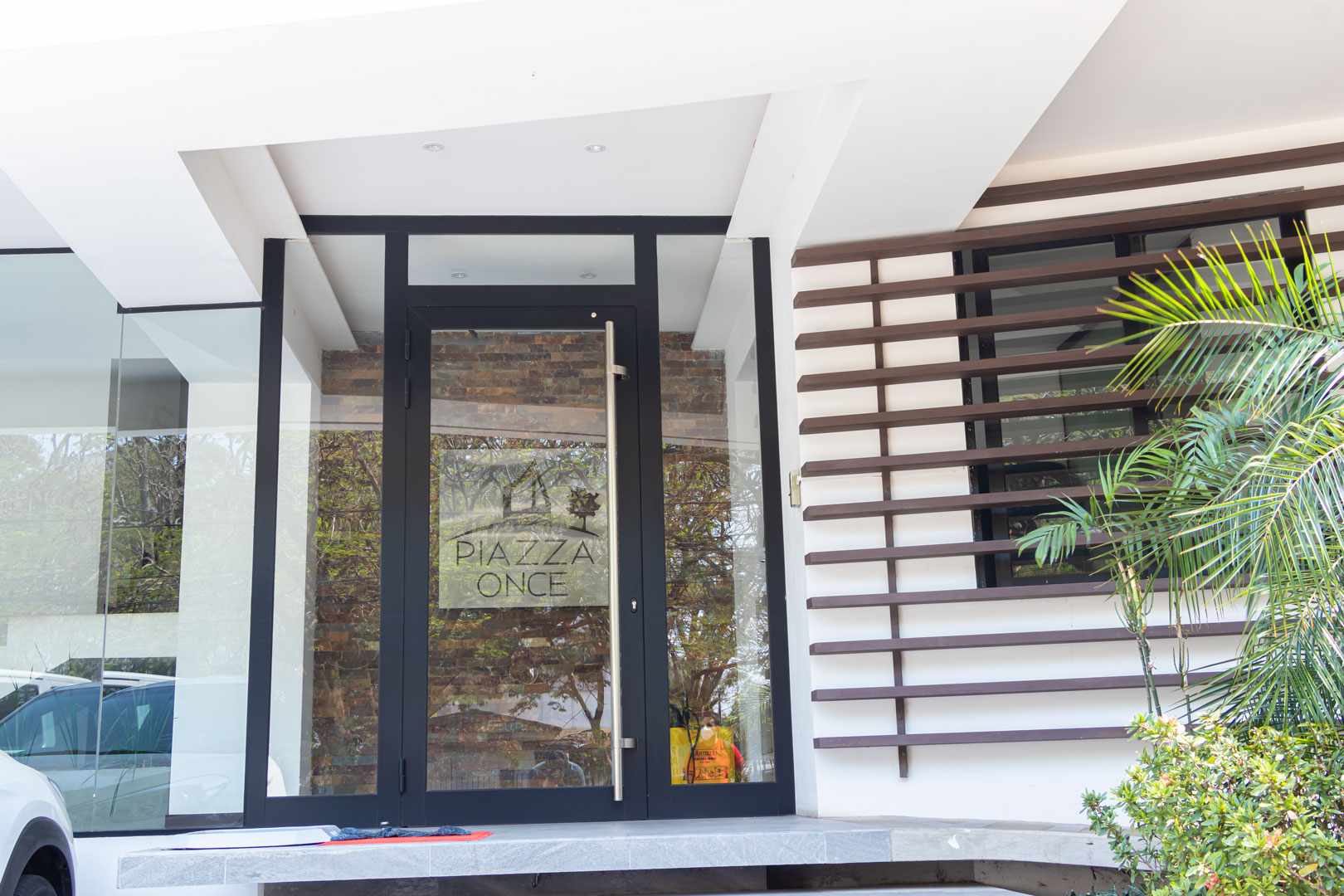 Departamento en AlquilerCONDOMINIO PIAZZA ONCE 2 dormitorios 3 baños 1 parqueos Foto 9