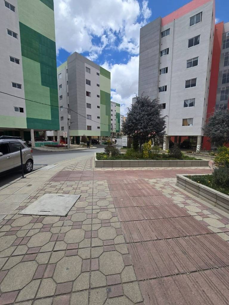 Departamento ACHUMANI, CONDOMINIO LOMAS DEL SOL Foto 2