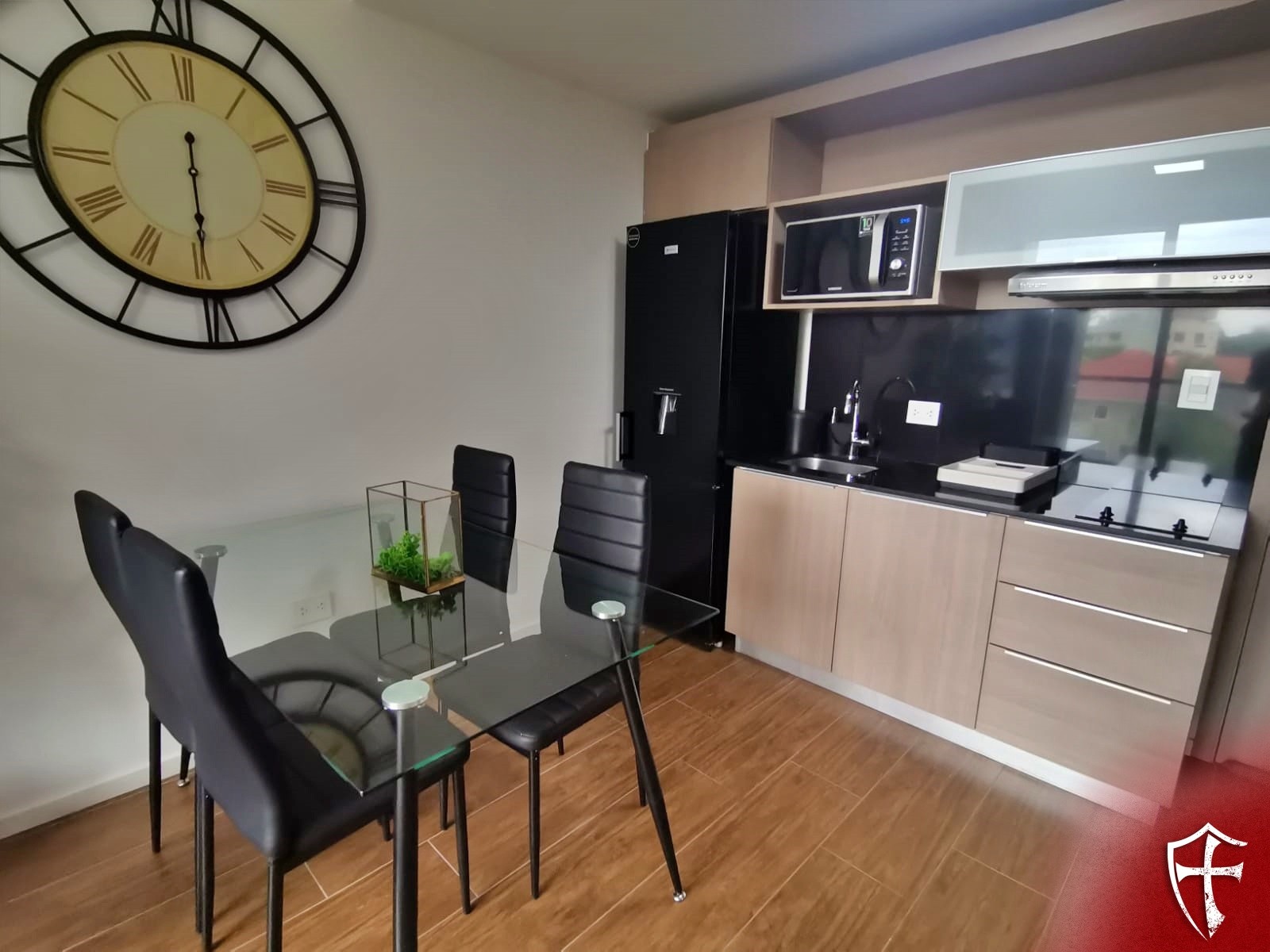 Departamento en Equipetrol en Santa Cruz de la Sierra 1 dormitorios 1 baños  Foto 14