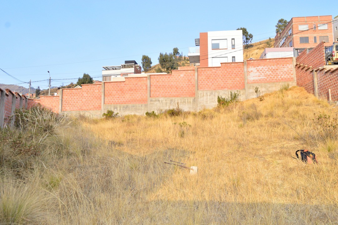 Terreno <b>TERRENO DE 436 M2. EN VENTA EN LOS ROSALES DE ACHUMANI</b> Foto 2