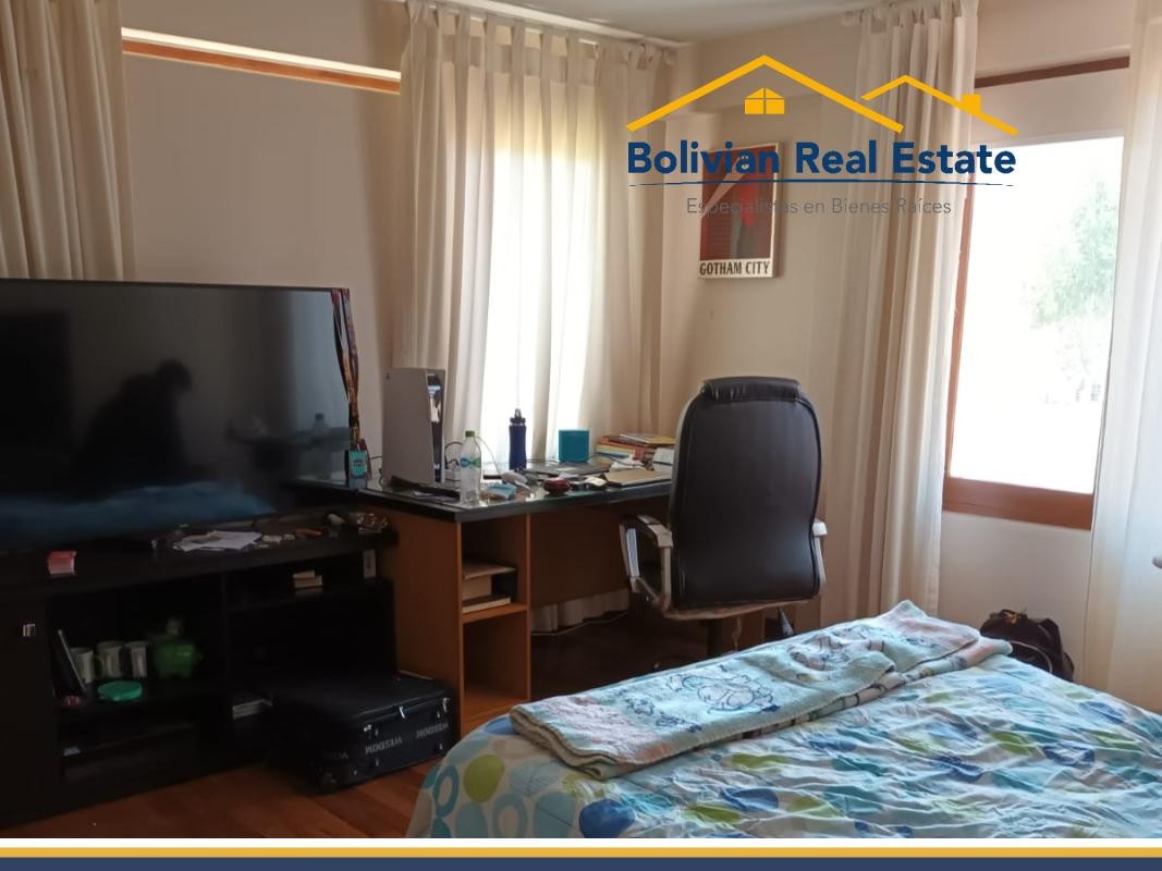 Casa en Mallasilla en La Paz 3 dormitorios 3 baños 2 parqueos Foto 5