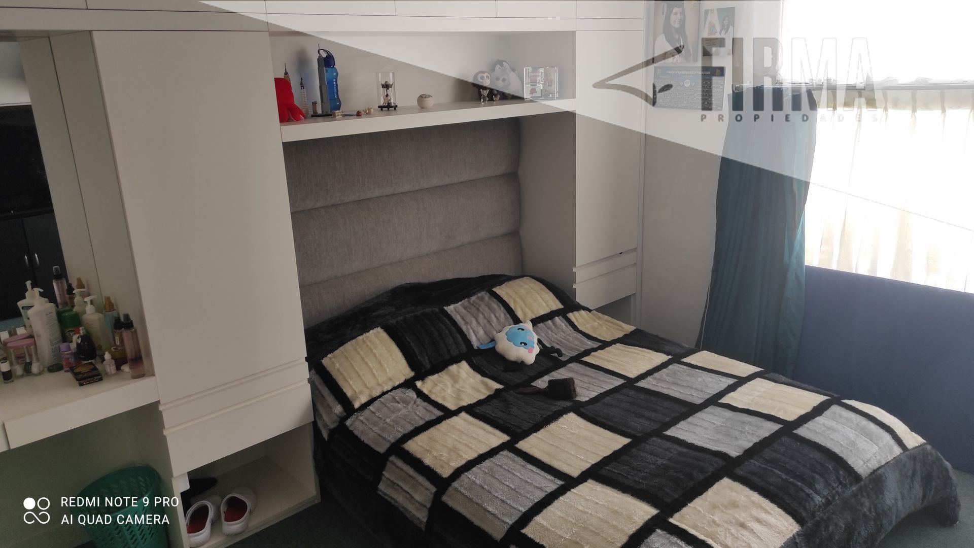 Casa en Seguencoma en La Paz 4 dormitorios 4 baños 3 parqueos Foto 18