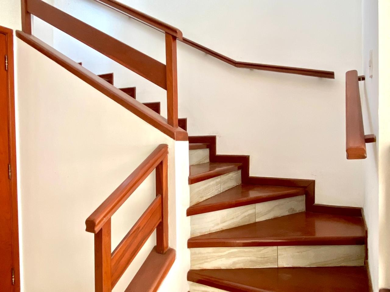 Casa en VentaBarrio Urbarí, Av. Piraí calle Baracea Foto 18