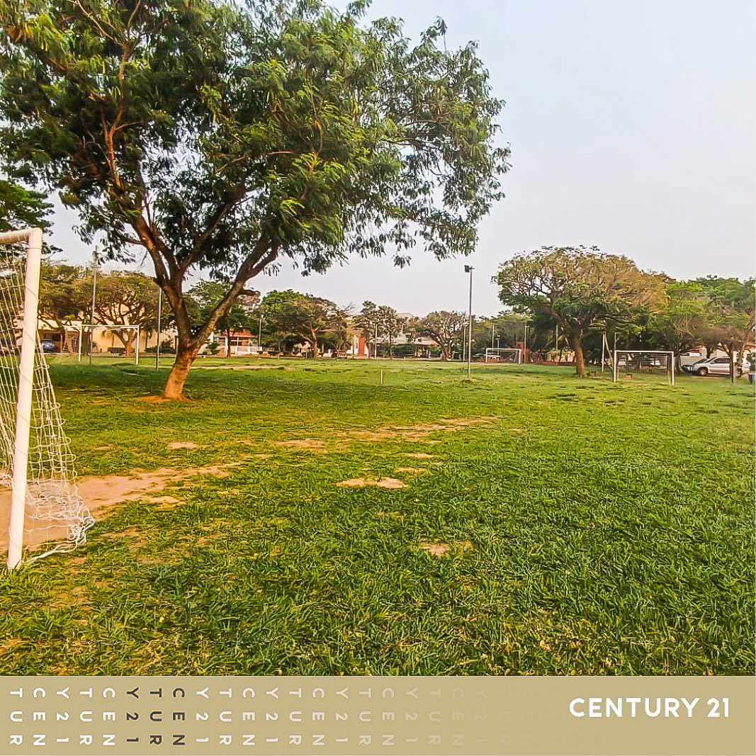 Casa en Venta<b>ZONA NORTE - CASA EN VENTA DE 3 DORMITORIOS, CONDOMINIO LOS MANGALES</b> 3 dormitorios 3 baños 2 parqueos Foto 13