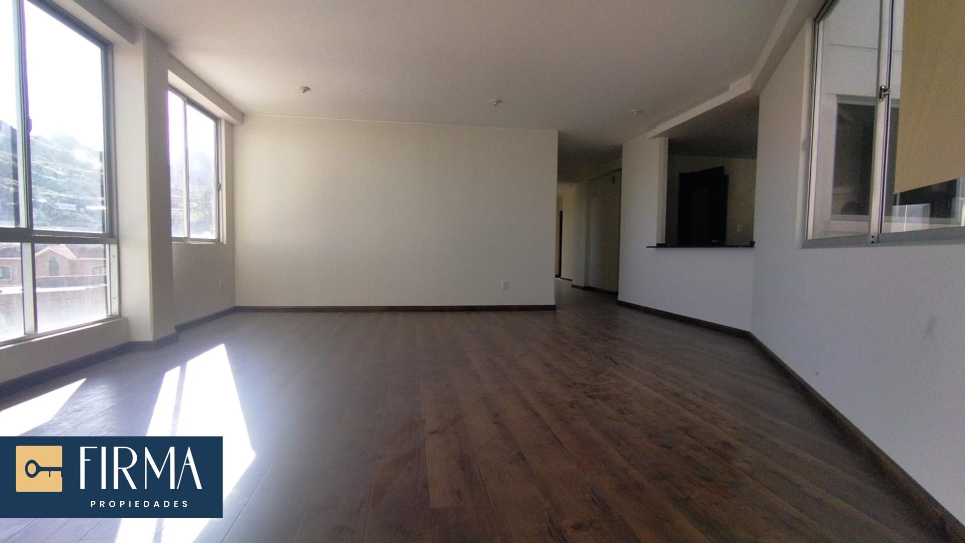 Departamento en Achumani en La Paz 3 dormitorios 3 baños 1 parqueos Foto 3
