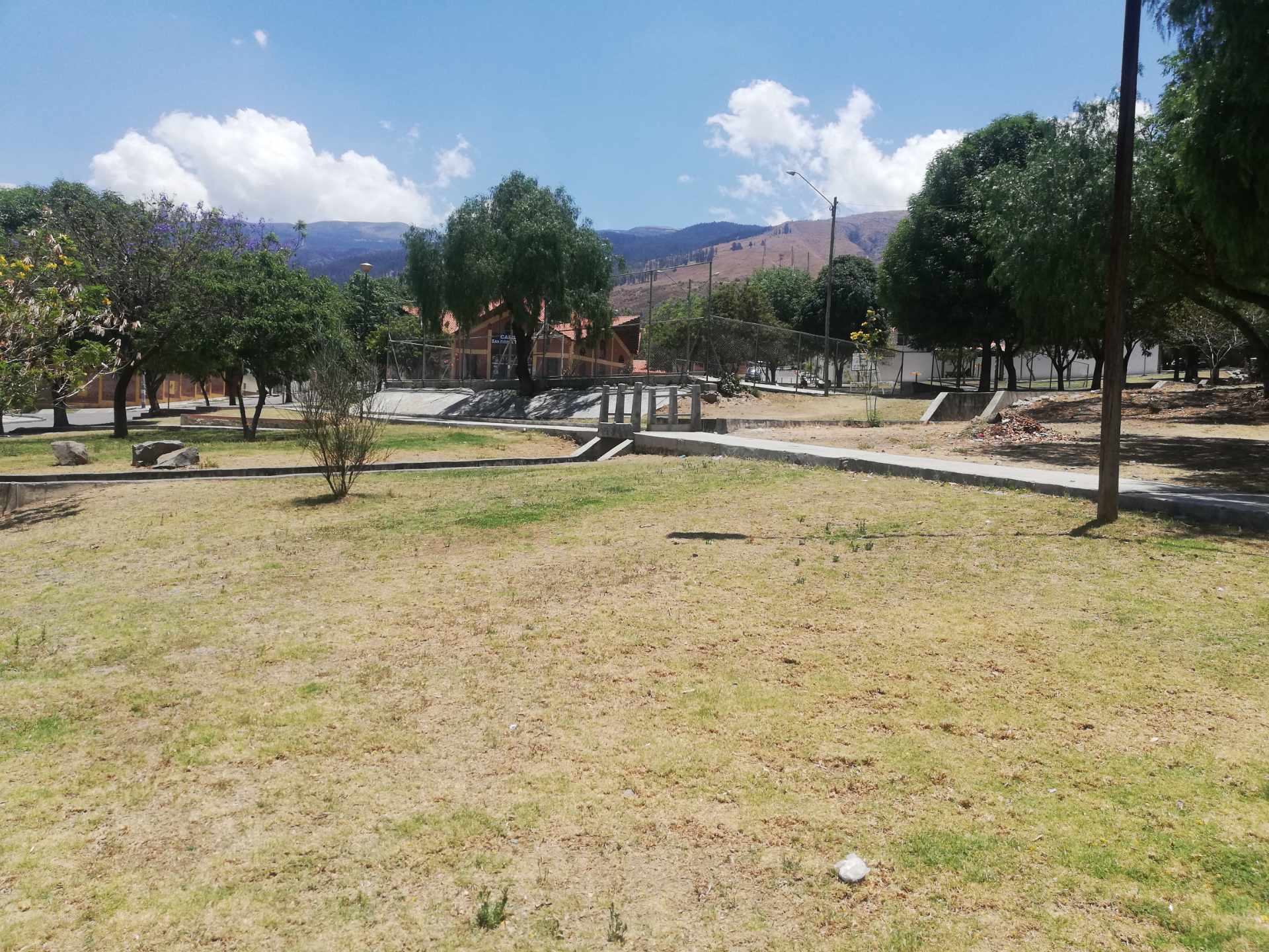 Casa en Aranjuez en Cochabamba 6 dormitorios 5 baños 4 parqueos Foto 28