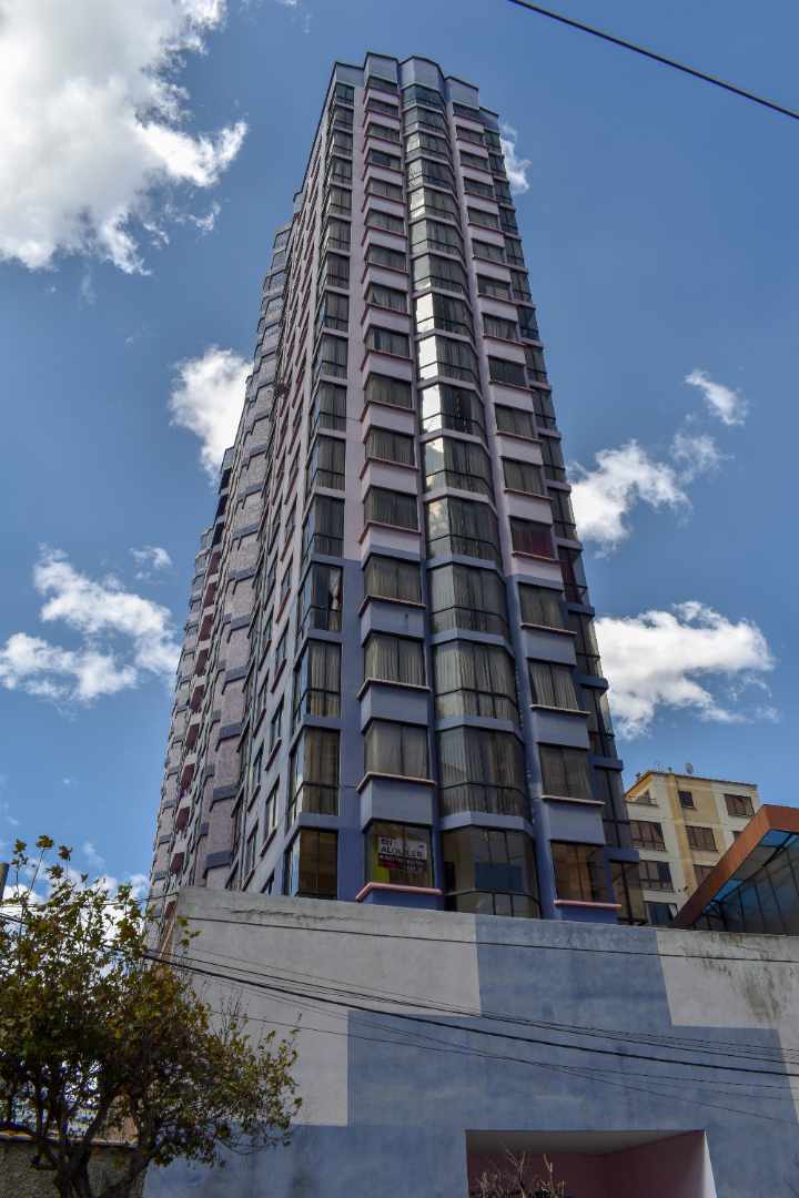 En Alquiler a Bs 3,500 Foto 2