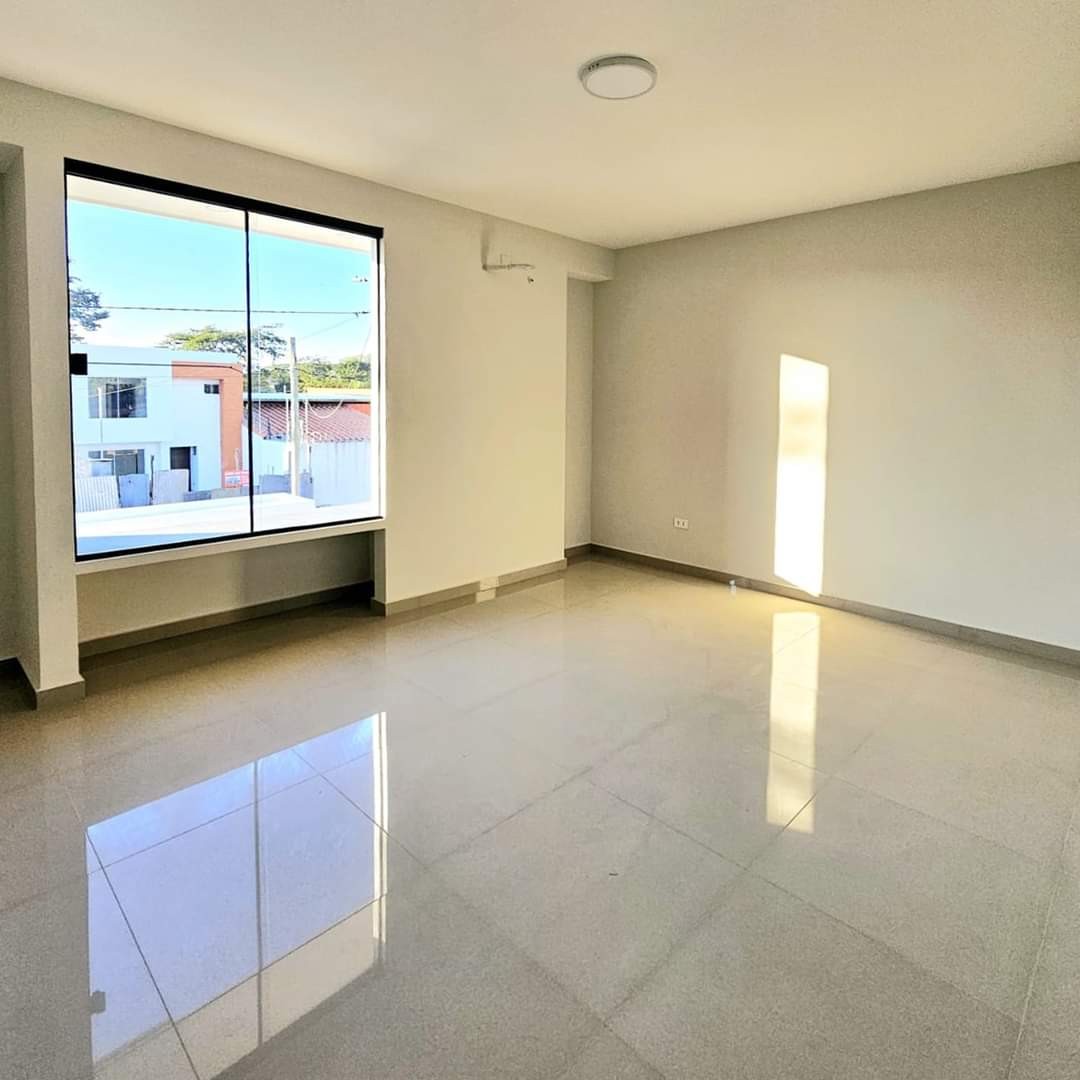 Casa en Carretera Norte en Santa Cruz de la Sierra 3 dormitorios 3 baños 2 parqueos Foto 11