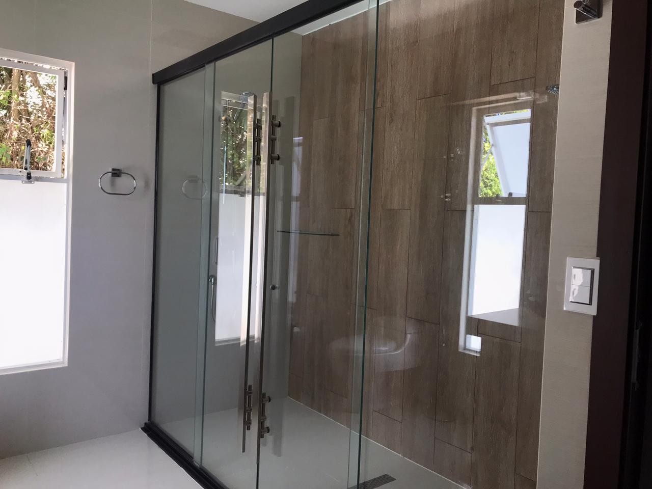 Casa en Urubó en Santa Cruz de la Sierra 3 dormitorios 5 baños 4 parqueos Foto 8