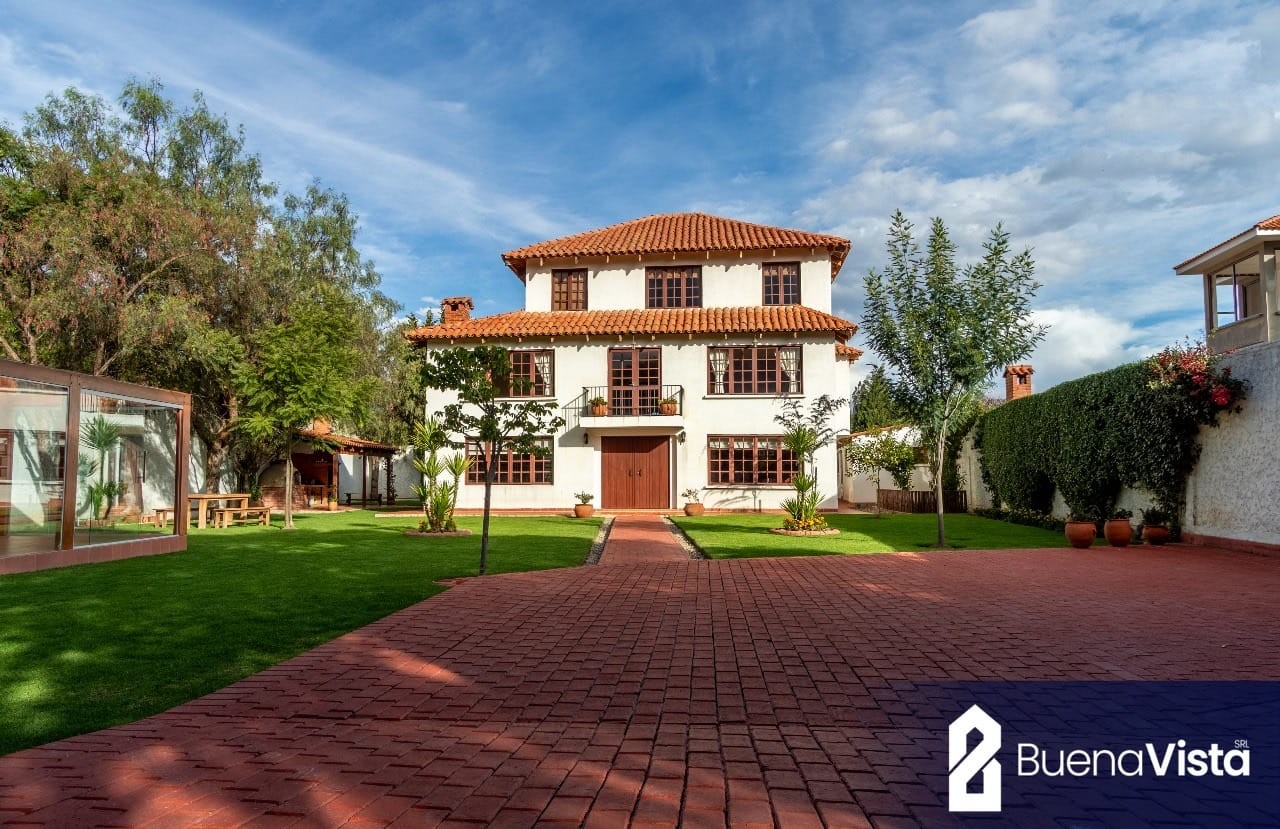 Casa en VentaHuajchilla  3 dormitorios 3 baños 3 parqueos Foto 2