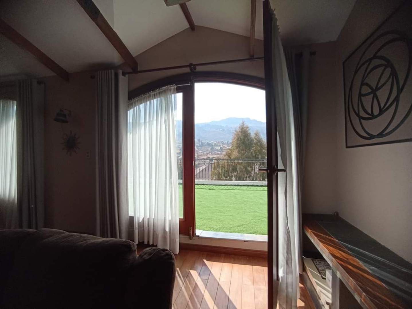 Casa en Irpavi en La Paz 4 dormitorios 5 baños 3 parqueos Foto 47