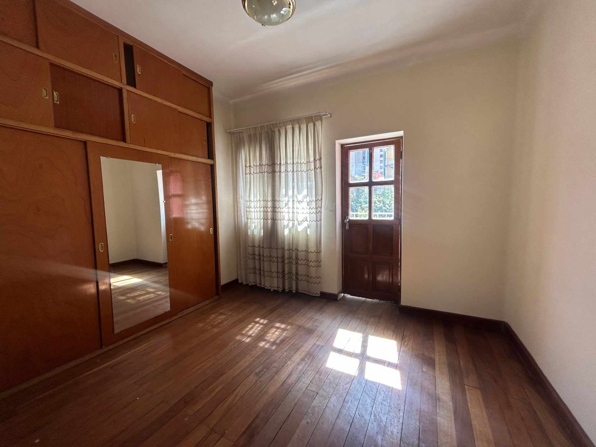 Casa en Miraflores en La Paz 3 dormitorios 3 baños 1 parqueos Foto 8