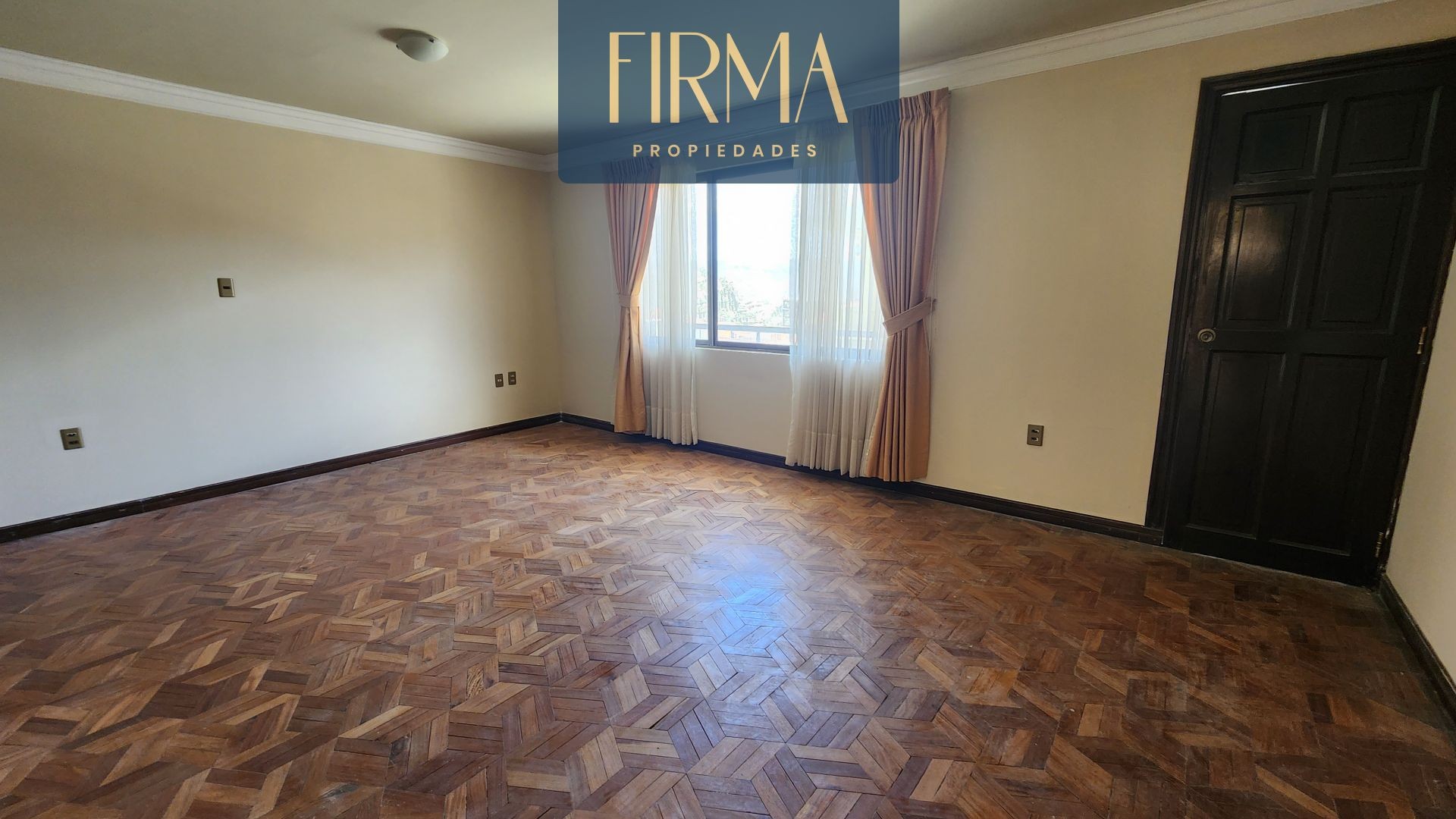 Casa ALQUILA ESTA CASA EN CONDOMINIO PRIVADO, ACHUMANI Foto 10