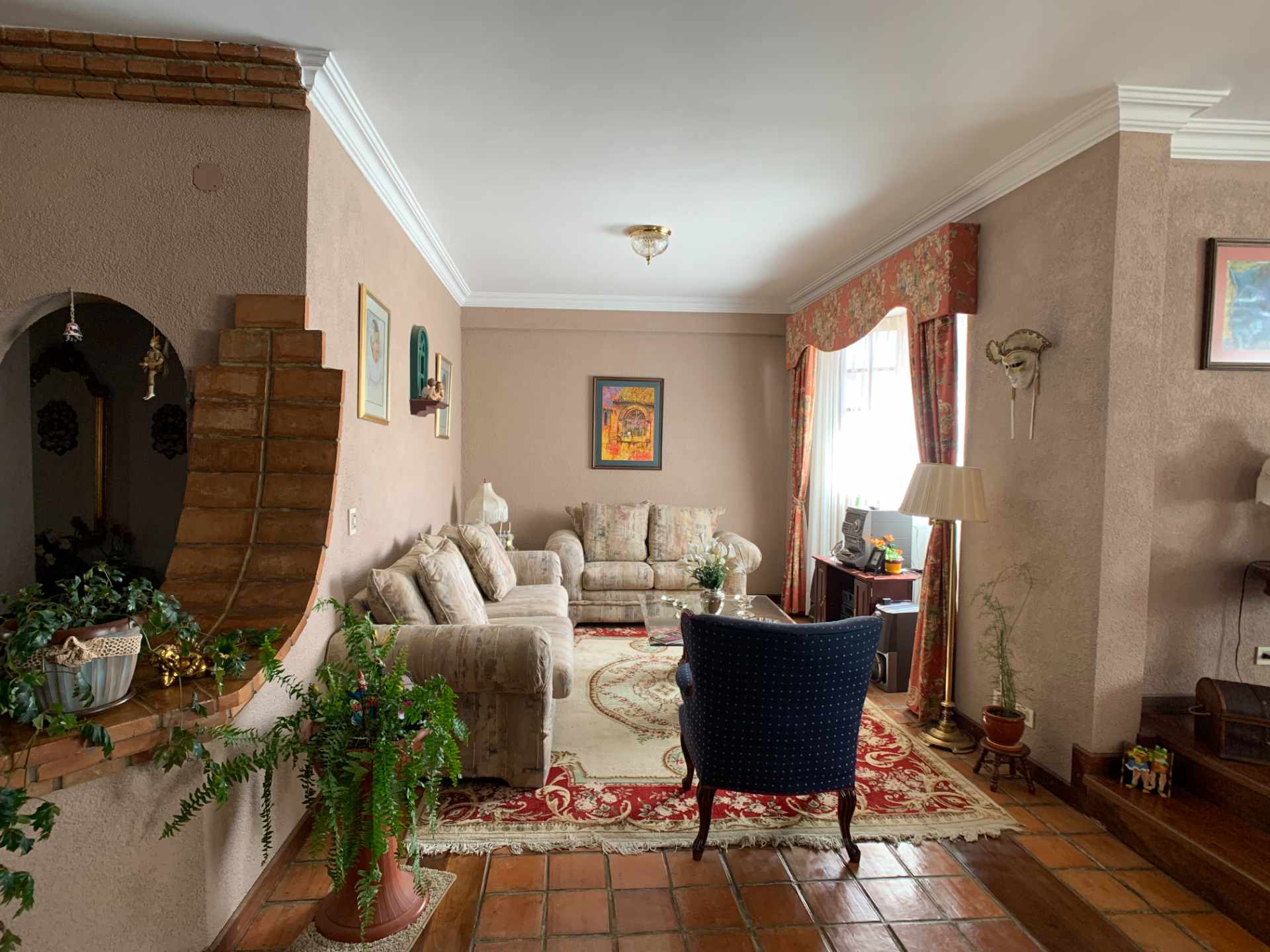 Casa en Venta Lujosa residencia estilo mediterráneo clásico con acabados de primera. Foto 12